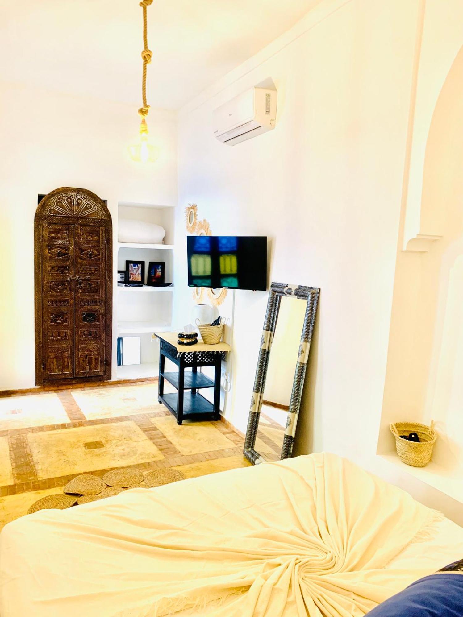 Riad Darna 4 Chambres Avec Piscine Et Petit Dejeuner Марракеш Экстерьер фото